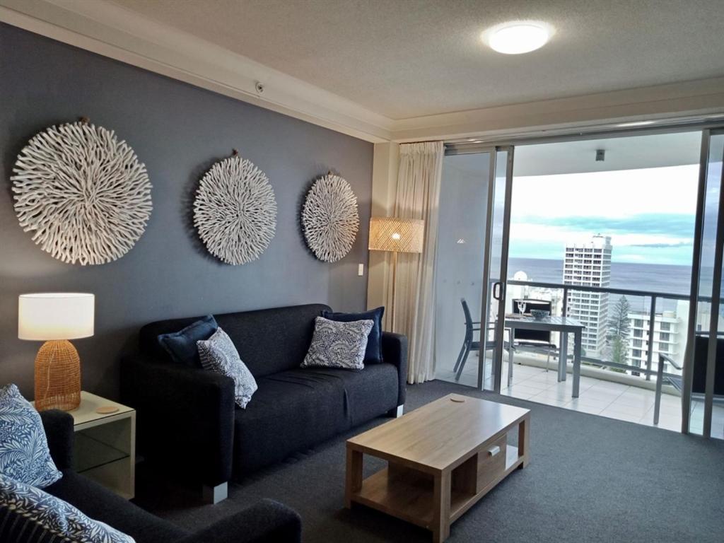 Deluxe Chevron Renaissance Apartment โกลด์โคสต์ ภายนอก รูปภาพ